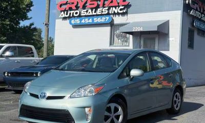 2014 Toyota Prius Three