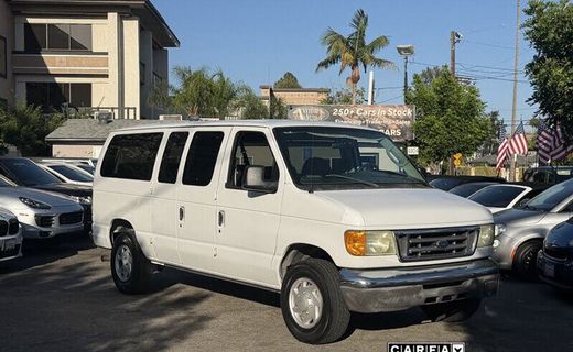 2005 Ford E-350 Econoline