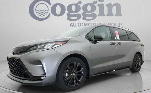 2026 Toyota Sienna XSE