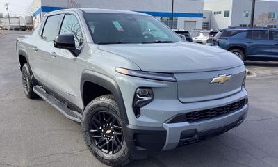 2026 Chevrolet Silverado 2LT