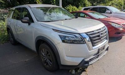 2023 Nissan Pathfinder S