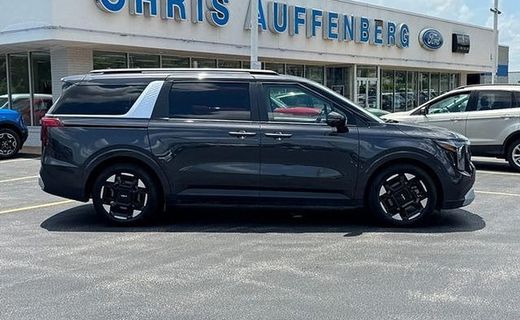 2025 Kia Carnival EX