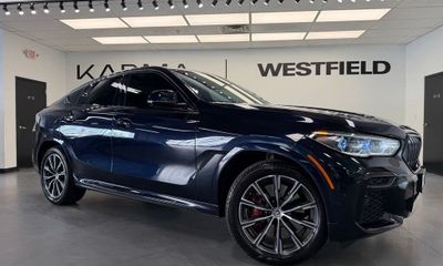 2023 BMW X6 M50i