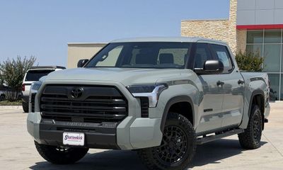 2026 Toyota Tundra SR5