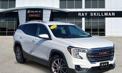 2024 GMC Terrain SLT