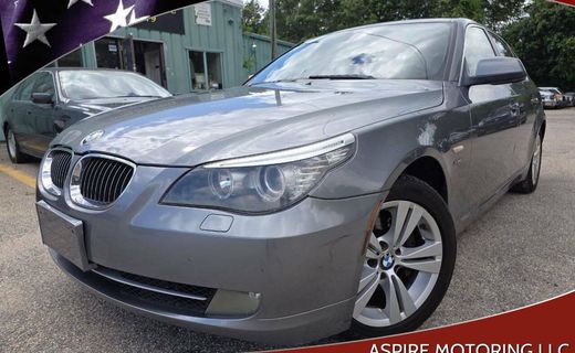 2010 BMW 528I