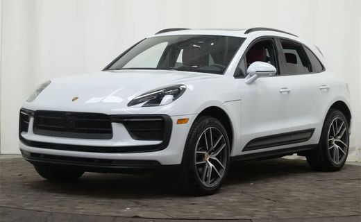 2025 Porsche Macan