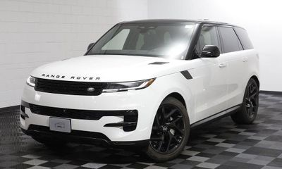 2025 Land Rover Range Sport P360 SE