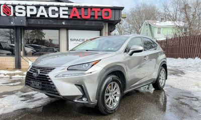 2021 Lexus NX 300 Comfort