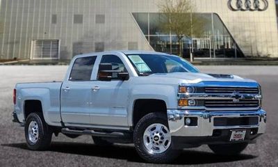 2018 Chevrolet Silverado LT