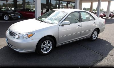 2004 Toyota Camry LE