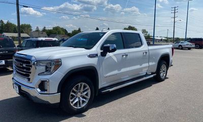 2019 GMC Sierra SLT
