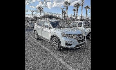 2017 Nissan Rogue S