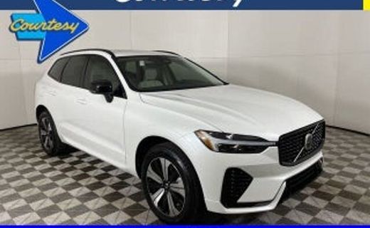 2026 Volvo XC60 Ultra Dark