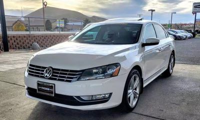 2015 Volkswagen Passat SEL