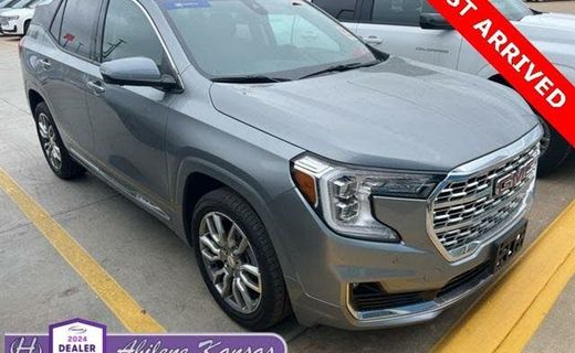 2023 GMC Terrain Denali