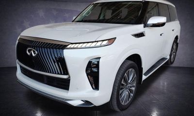 2026 Infiniti QX80 Luxe