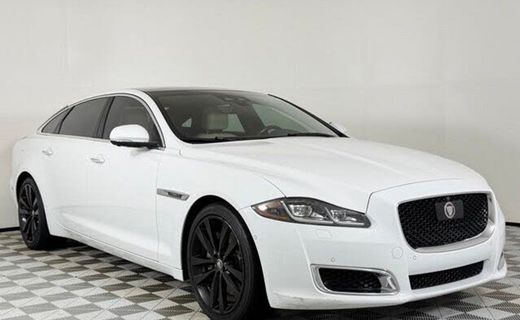 2019 Jaguar XJ