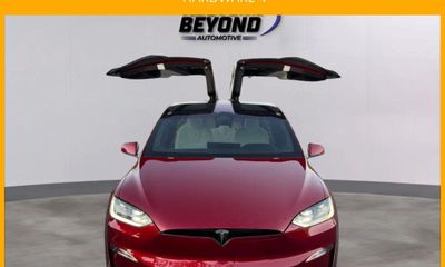 2023 Tesla Model X Standard Range