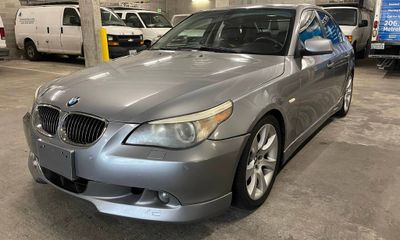 2004 BMW 545I