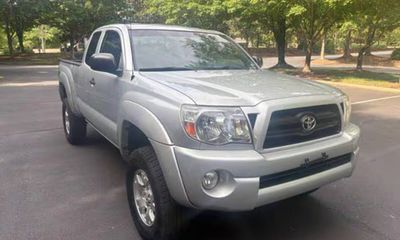 2007 Toyota Tacoma Deluxe