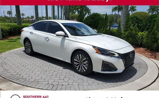 2023 Nissan Altima SV