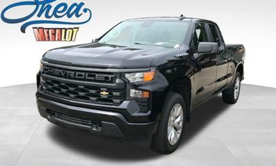 2022 Chevrolet Silverado Custom
