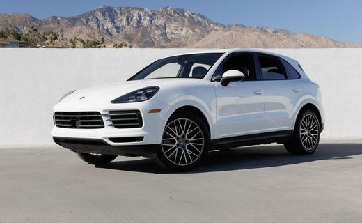 2022 Porsche Cayenne Base