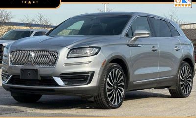 2020 Lincoln Nautilus BLK Label