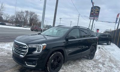 2023 GMC Terrain AT4