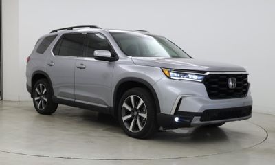2024 Honda Pilot Touring