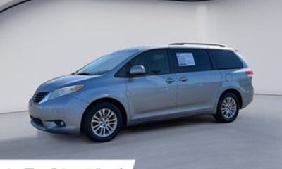2015 Toyota Sienna LE