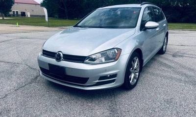 2016 Volkswagen Golf Sportwagen 1 8 TSI