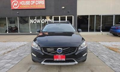 2017 Volvo V60CC Premier