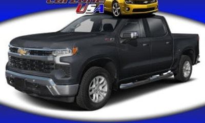 2025 Chevrolet Silverado LT