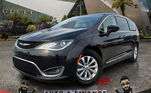 2017 Chrysler Pacifica Touring L