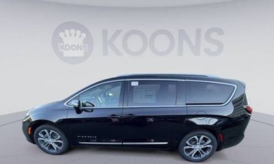 2026 Chrysler Pacifica Pinnacle