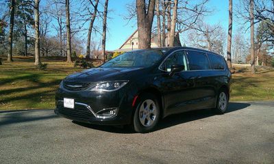 2017 Chrysler Pacifica Touring