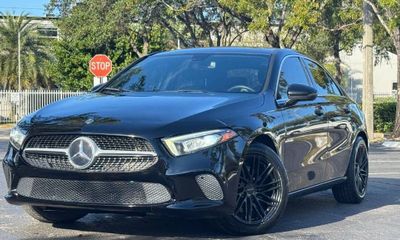 2019 Mercedes-Benz A-Class A220