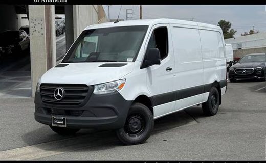 2026 Mercedes-Benz Sprinter 907