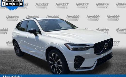 2024 Volvo XC60 Plus Dark