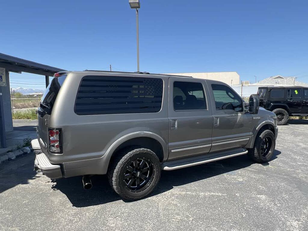 2005 Ford Excursion Limited
