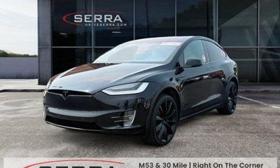 2020 Tesla Model X Long Range
