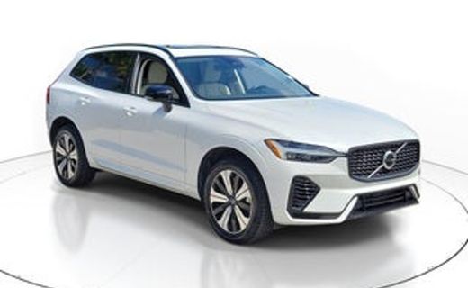 2026 Volvo XC60 Plus Dark