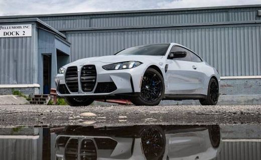 2025 BMW M4 xDrive Competition