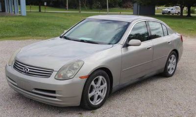 2003 Infiniti G35 Base
