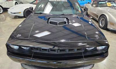 2014 Dodge Challenger R T