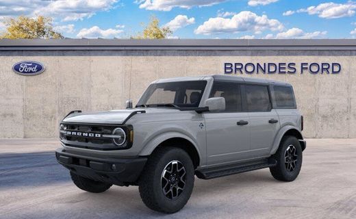 2026 Ford Bronco Outer Banks