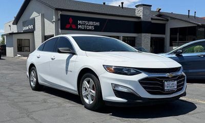 2023 Chevrolet Malibu LS