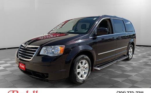 2010 Chrysler Town AND Country RT